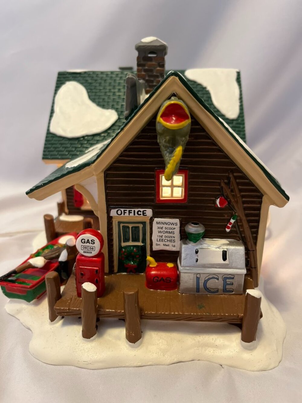 Department 56 Snow Village – Fisherman’s Nook Resort - Picture 3 of 16